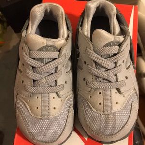 Grey Nike Huarache Toddler